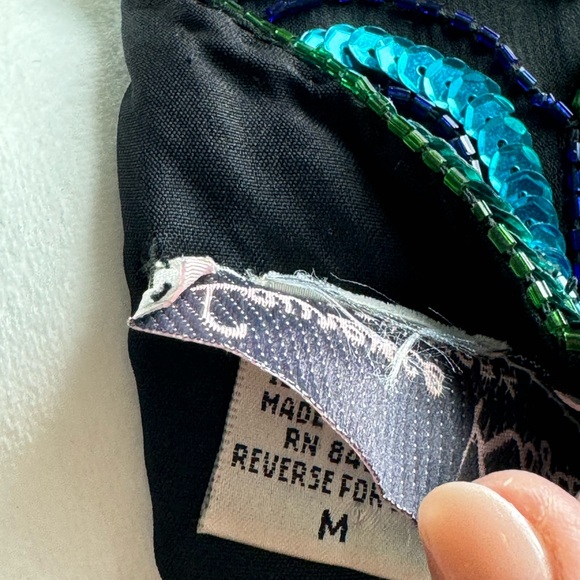 Laurence Kazar New York 100% Silk and Sequin Top Size Medium Vintage - Picture 8 of 10